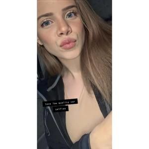 Meet your Posher, Kaelyn